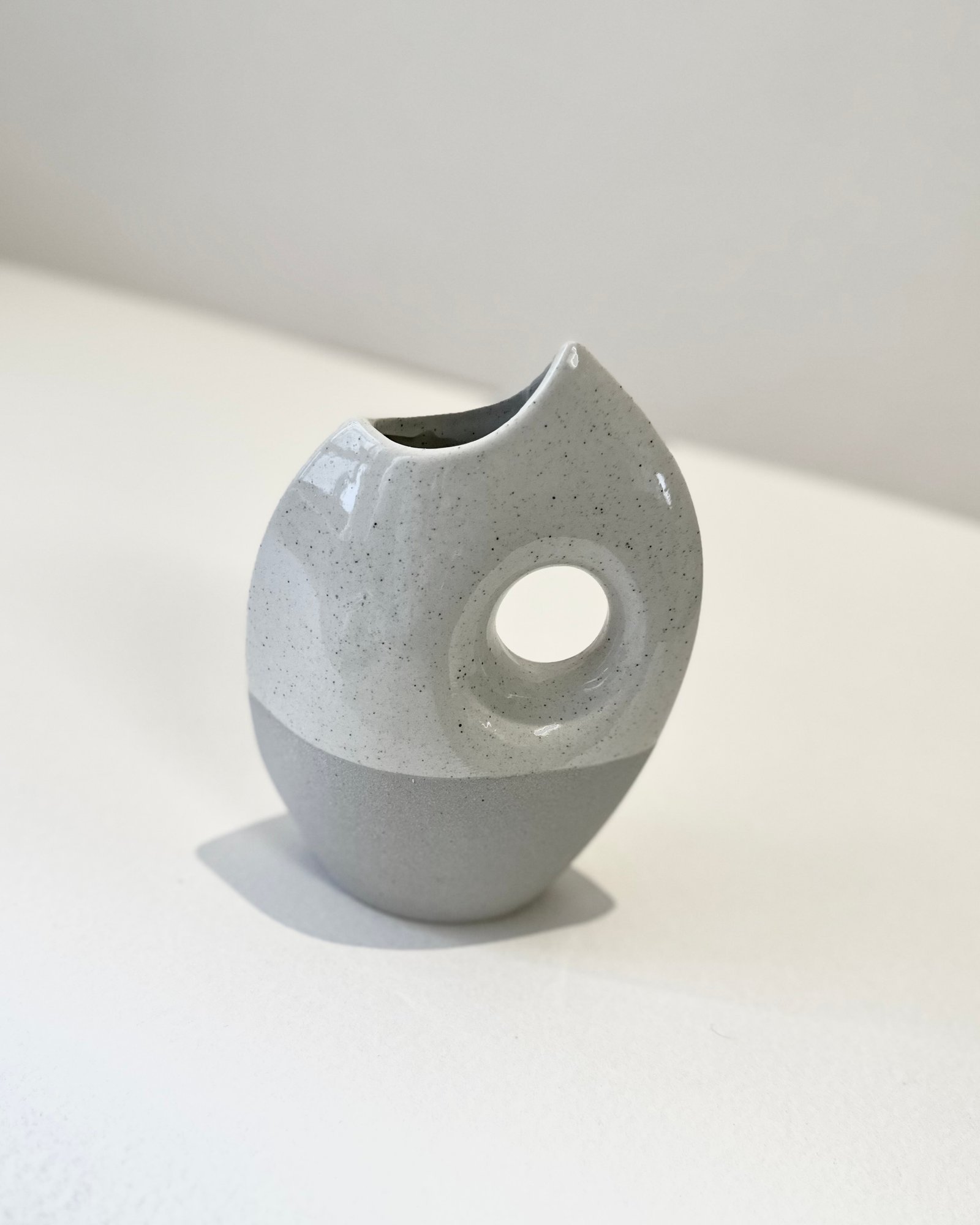 مزهرية Hollow Cut