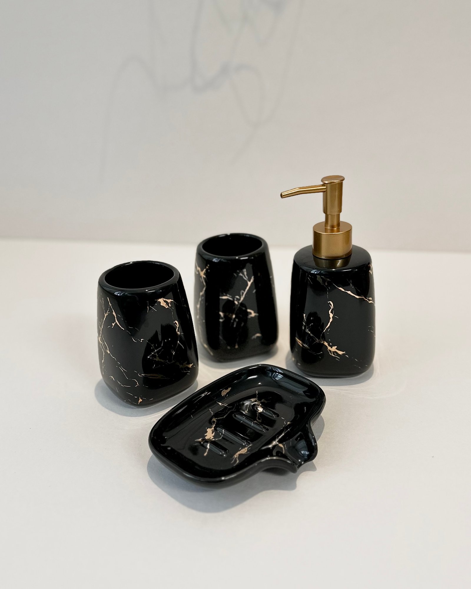 طقم حمّام Marquina 