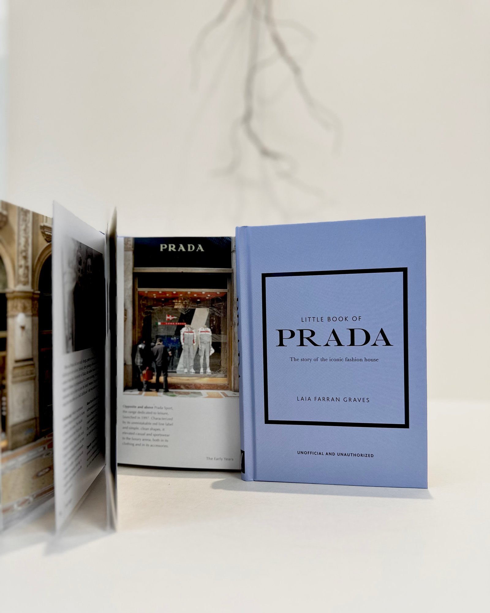 كتاب PRADA