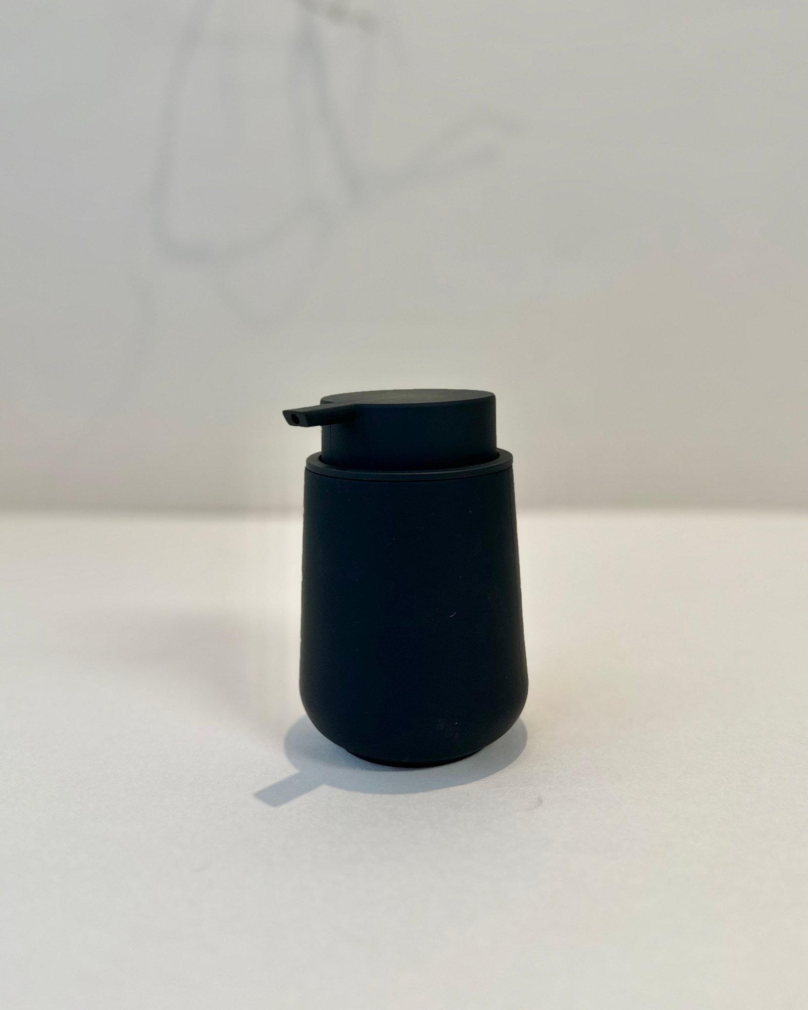 موزّع صابون Velin